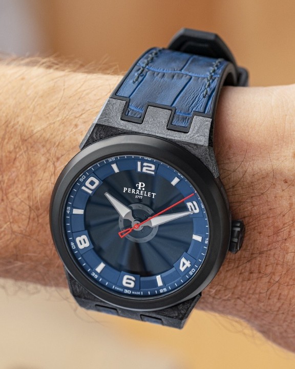 Obrázek Perrelet Turbine Carbon Midnight Blue