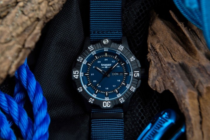 Obrázek Traser P99 Q Tactical Blue NATO + UV svítilna zdarma