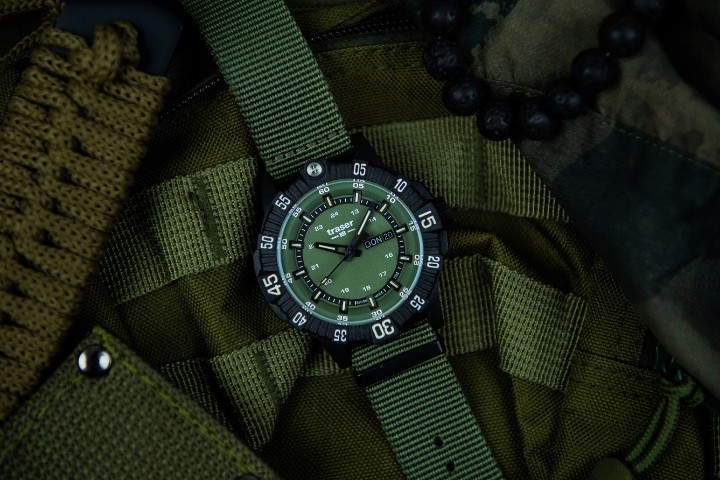 Obrázek Traser P99 Q Tactical Green NATO + UV svítilna zdarma