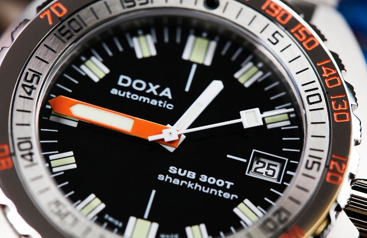 Obrázek Doxa SUB 300T Sharkhunter