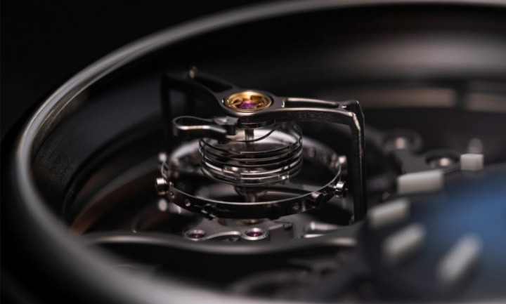 Obrázek H. Moser & Cie Pioneer Cylindrical Tourbillon Skeleton