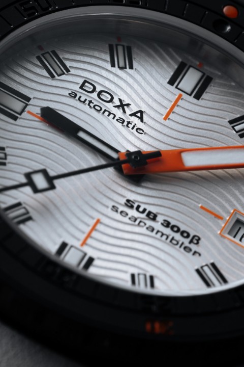 Obrázek Doxa SUB 300β Searambler