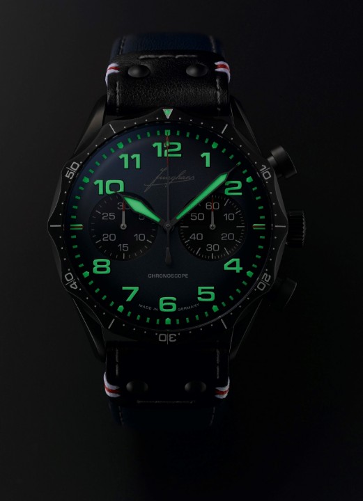 Obrázek Junghans Meister Pilot Chronoscope Navy Blue