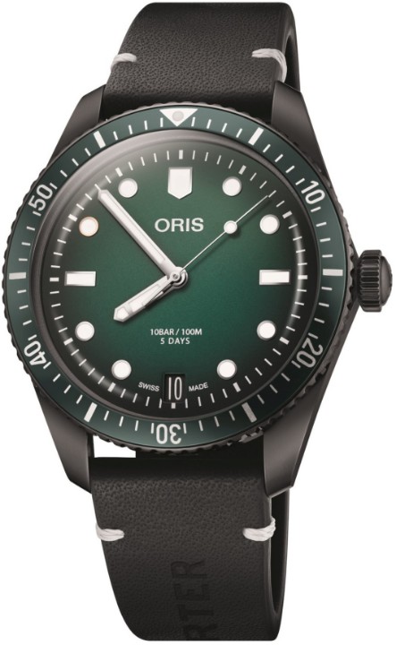 Obrázek Oris Divers 10 Years of Mr Porter Limited Edition