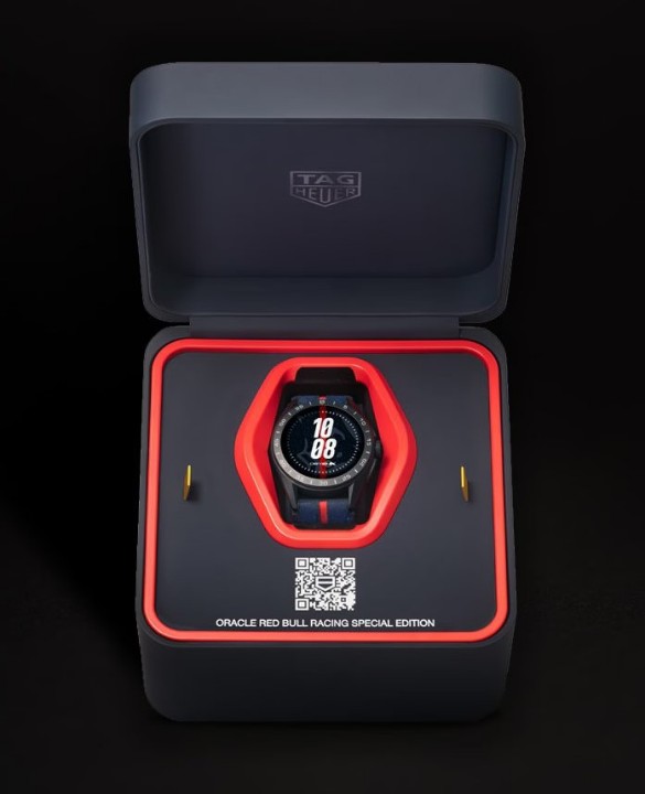 Obrázek TAG Heuer Connected x Oracle Red Bull Racing Special Edition