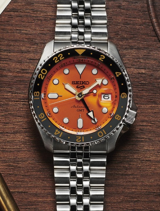 Obrázek Seiko 5 Sports 'Mikan Orange' GMT