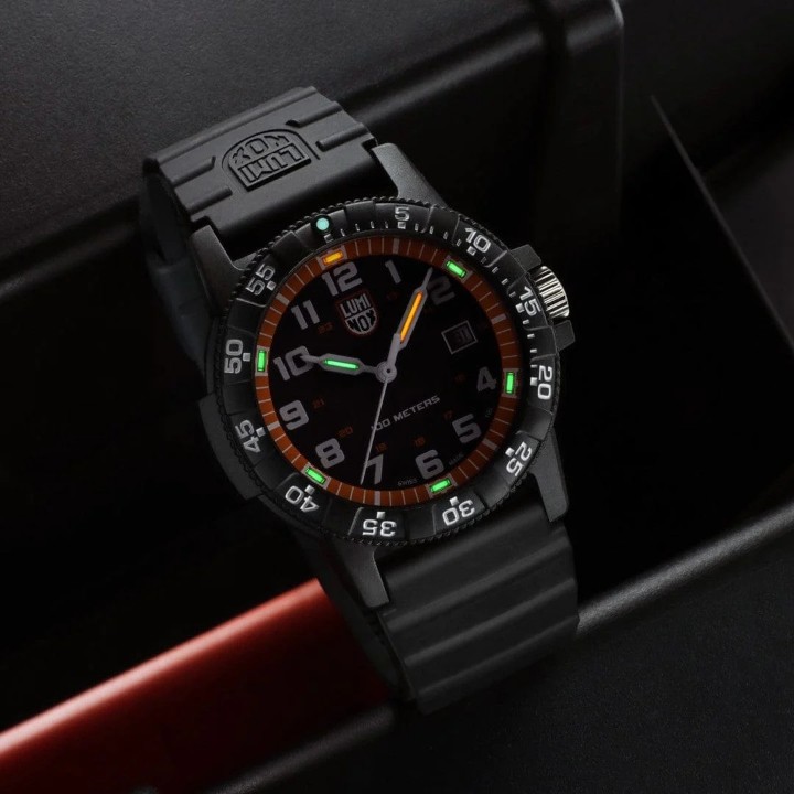 Obrázek Luminox Leatherback Sea Turtle Giant 0320 Series